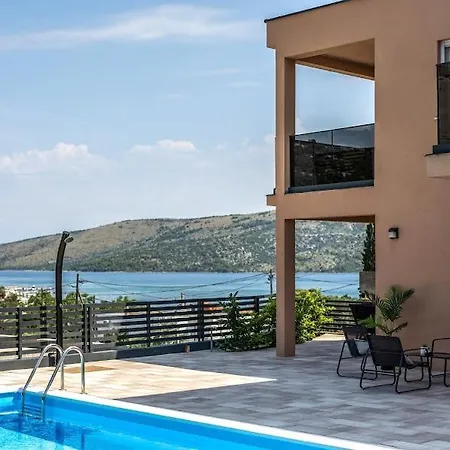 Avila Apartman