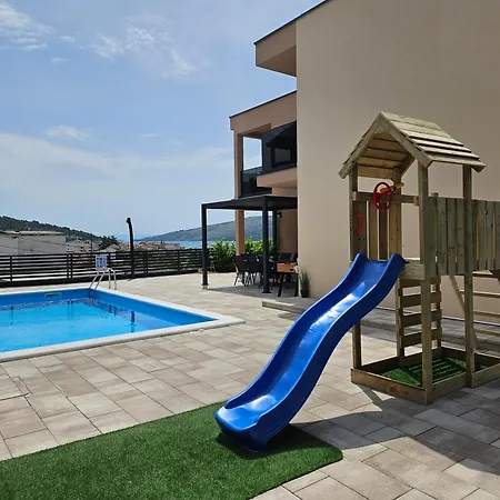 Avila Apartman