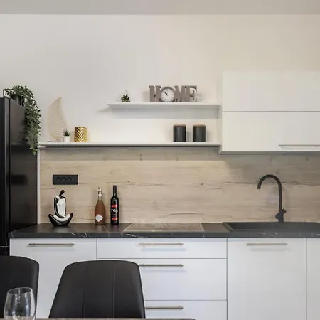 شقة Avila مارينا